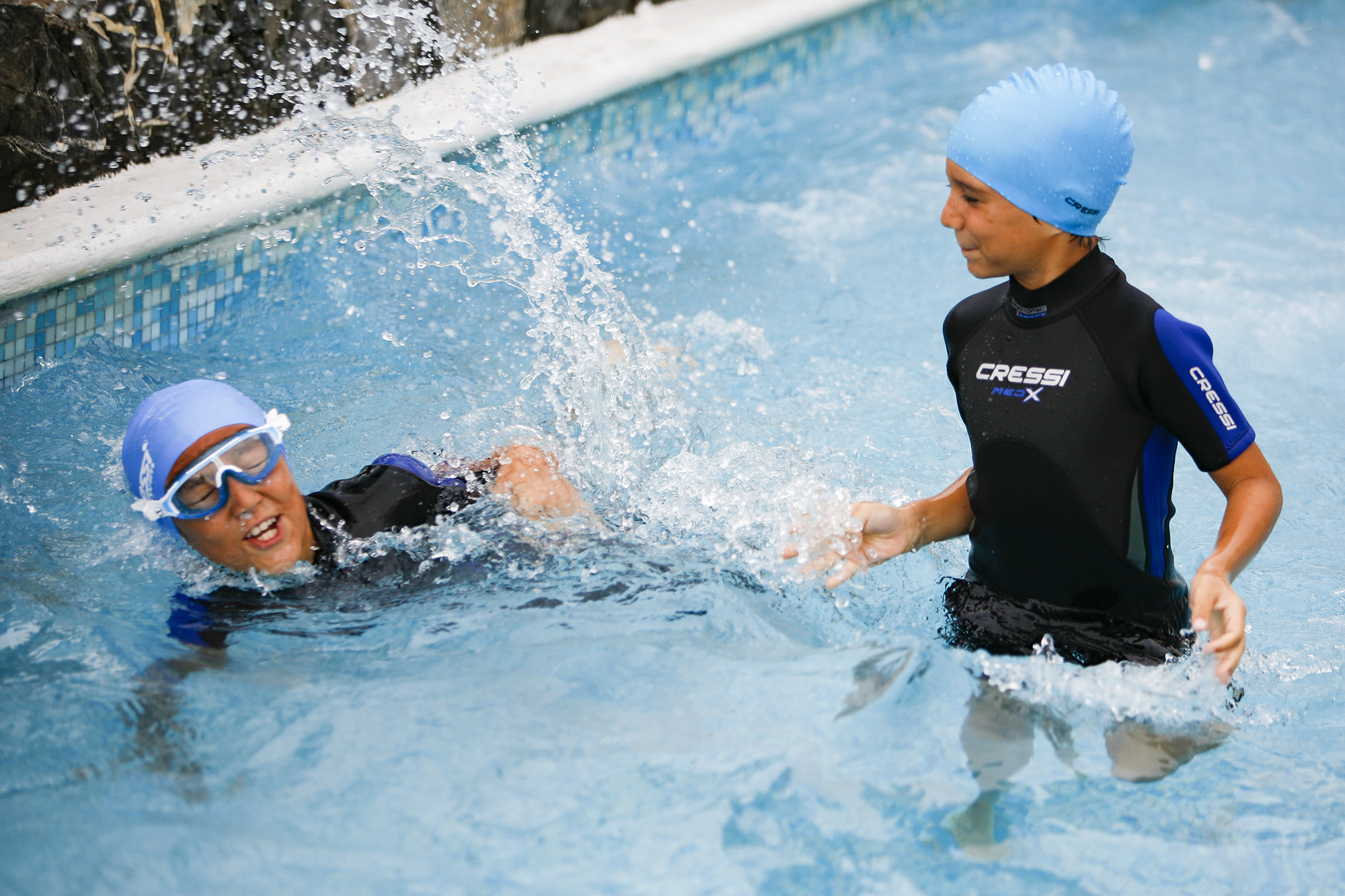 Cressi MED X JR SHORTY WETSUIT 2.5mm XS (age 6/7) - Image 16