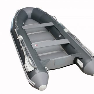 Арендуйте моторную лодку Dulkan Z370 с двигателем Mercury 5 л.с. и прицепом, а также с водителем/капитаном.