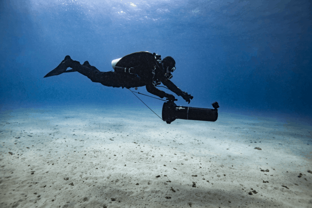 Zemūdens skūtera noma Suex 7seven DPV Underwater Scooter — attēls 2