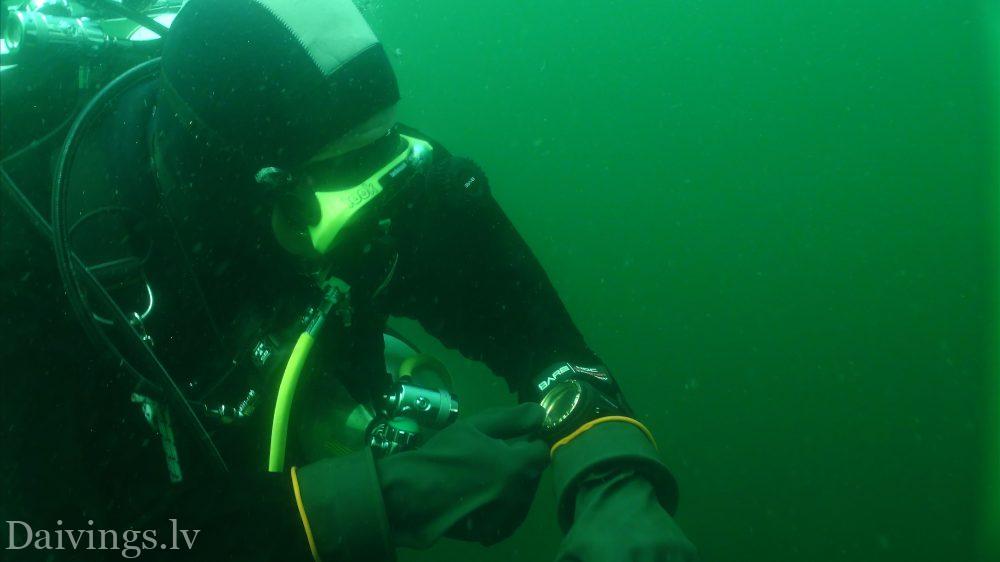 TEC 40 diving, drysuit, wreck.png