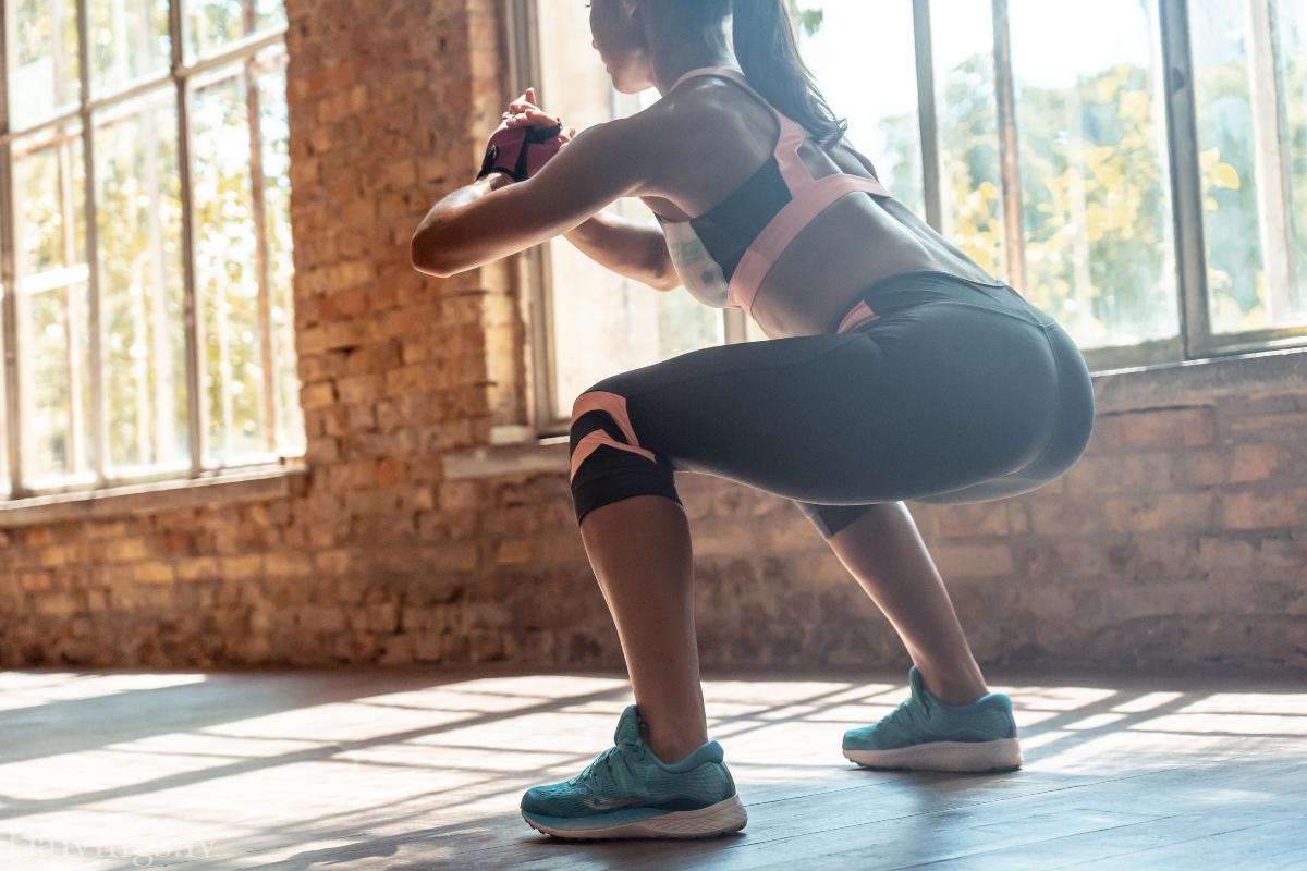 Kniebeugen Haltung Gesundheit Sportunterricht Sport