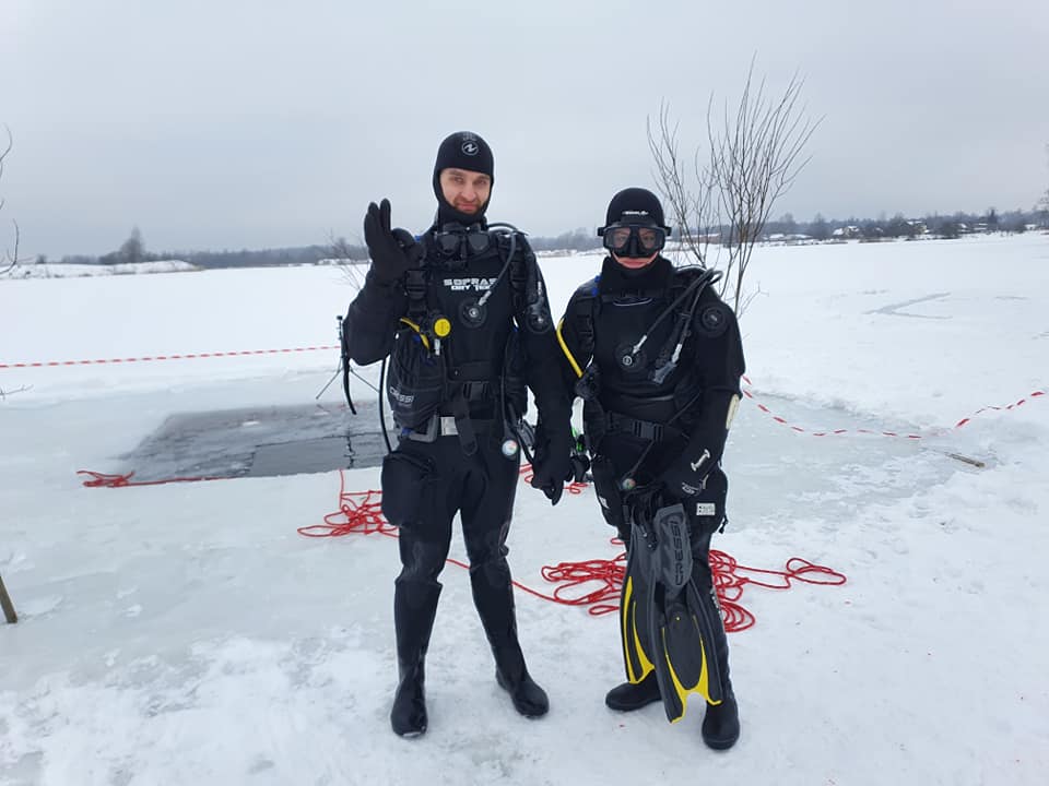 Scuba diving in ice conditions in Sloka Mill